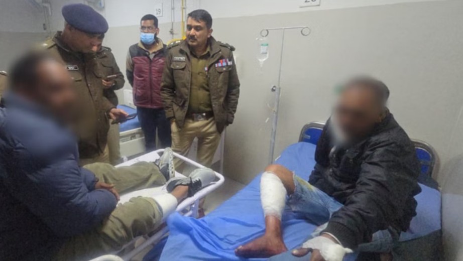 देहरादून अर्जुन हत्याकांड: पुलिस मुठभेड़: हत्याकांड का शूटर और सहयोगी गिरफ्तार, बदमाशों के पैर में लगी गोली