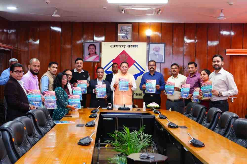 सीएम धामी ने किया “प्रयास बेहतर कल के लिये” स्मारिका का विमोचन, सीएम ने बैडमिंटन क्लब के पदाधिकारियों और सदस्यों को दी शुभकामनाएं