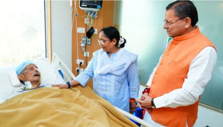 सीएम धामी ने पूर्व सीएम बीसी खंडूड़ी का जाना हाल, शीघ्र स्वस्थ होने की कामना