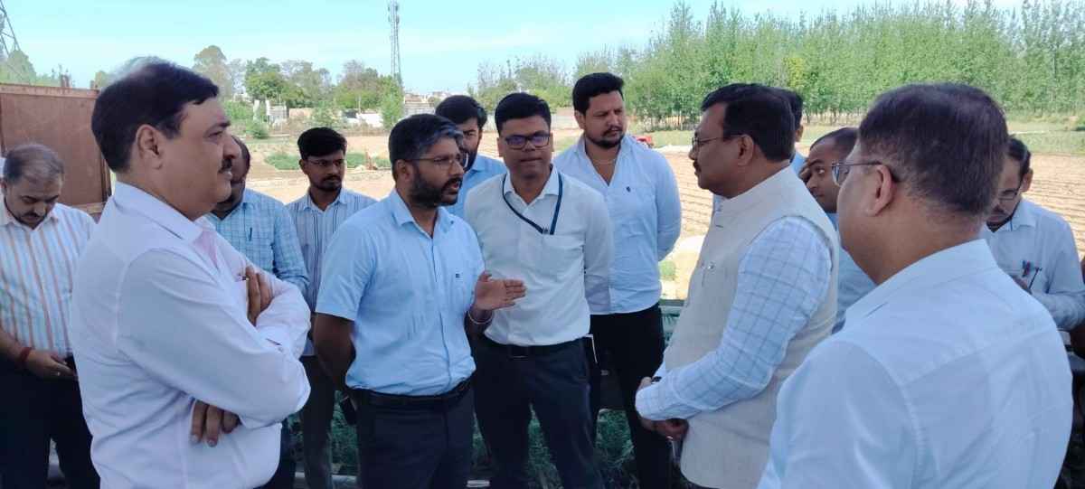 कुंभ मेला–2027 की तैयारियों का मुख्य सचिव ने किया निरीक्षण, समय पर काम पूरा करने के निर्देश दिये