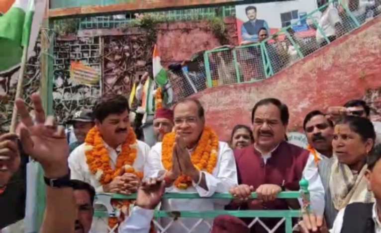 टिहरी में कांग्रेस की जन आक्रोश रैली, सरकार पर साधा निशाना