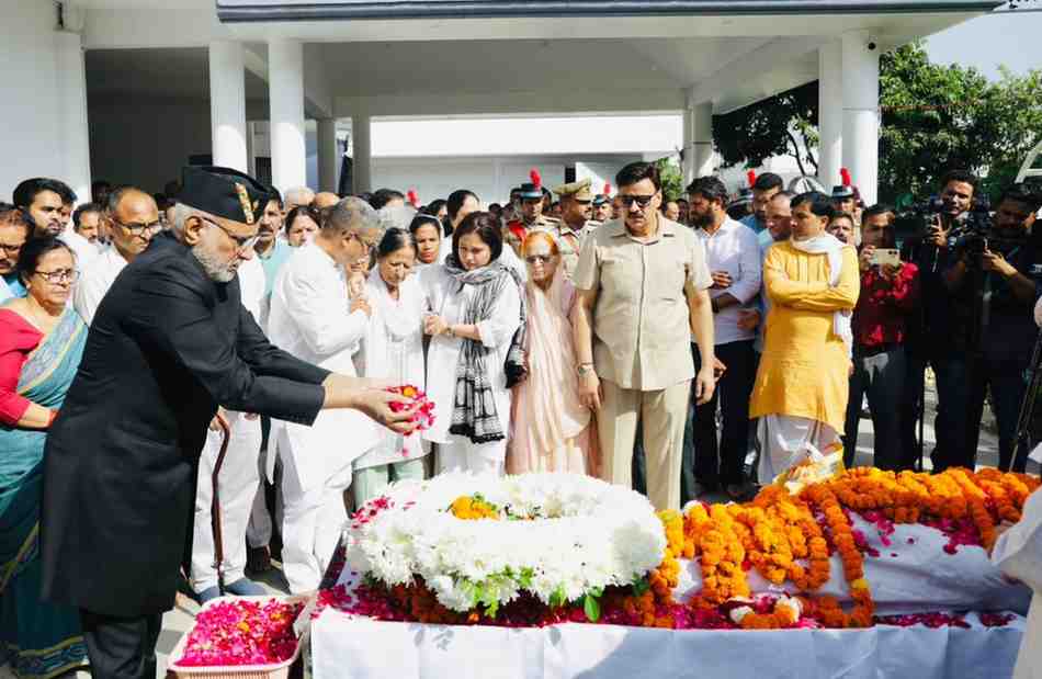 उपराष्ट्रपति, राज्यपाल और सीएम धामी ने बीसी खंडूड़ी को दी श्रद्धांजलि