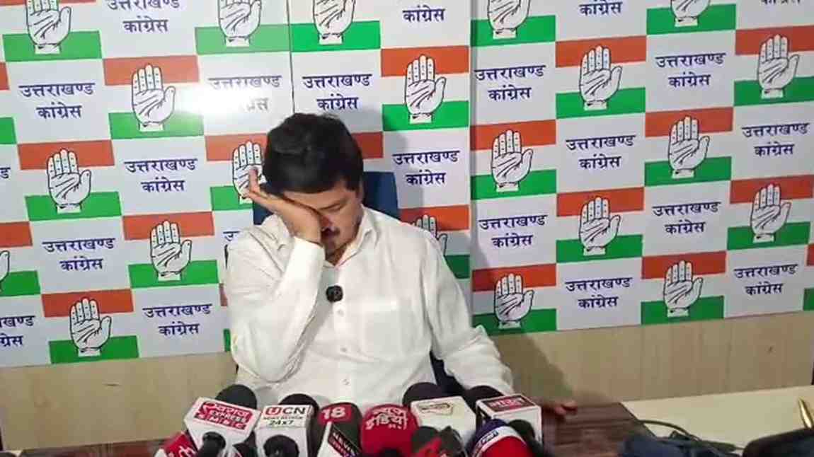  “चाहें तो पद से हटा दें, समझौता नहीं करूंगा” – ठगी मामले पर भावुक हुए गणेश गोदियाल
