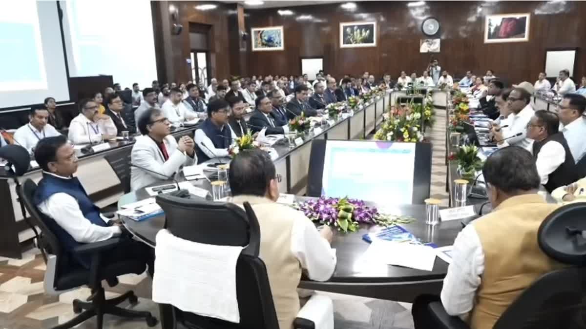 मुख्यमंत्री धामी ने बैंकों को दिया निर्देश, ऋण-जमा अनुपात बढ़ाने के लिए चलाएं विशेष अभियान