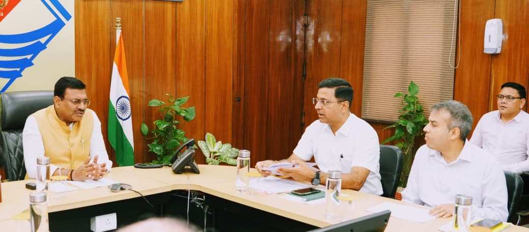 उत्तराखंड में आपातकालीन सेवाएं होंगी और तेज, 112 से जुड़ेंगी सभी हेल्पलाइन, मुख्य सचिव ने दिए निर्देश