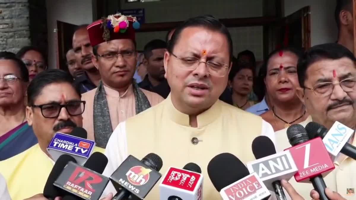 पेपर लीक विरोध प्रदर्शन पर बोले सीएम धामी, “छात्रों को राजनीतिक मोहरा न बनाया जाए”