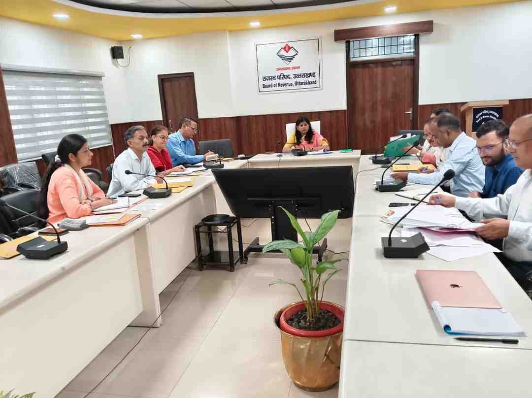 उत्तराखंड: राजस्व पुलिस एवं भूलेख सर्वेक्षण संस्थान का होगा आधुनिकीकरण, प्रशिक्षण व्यवस्था बनेगी हाईटेक