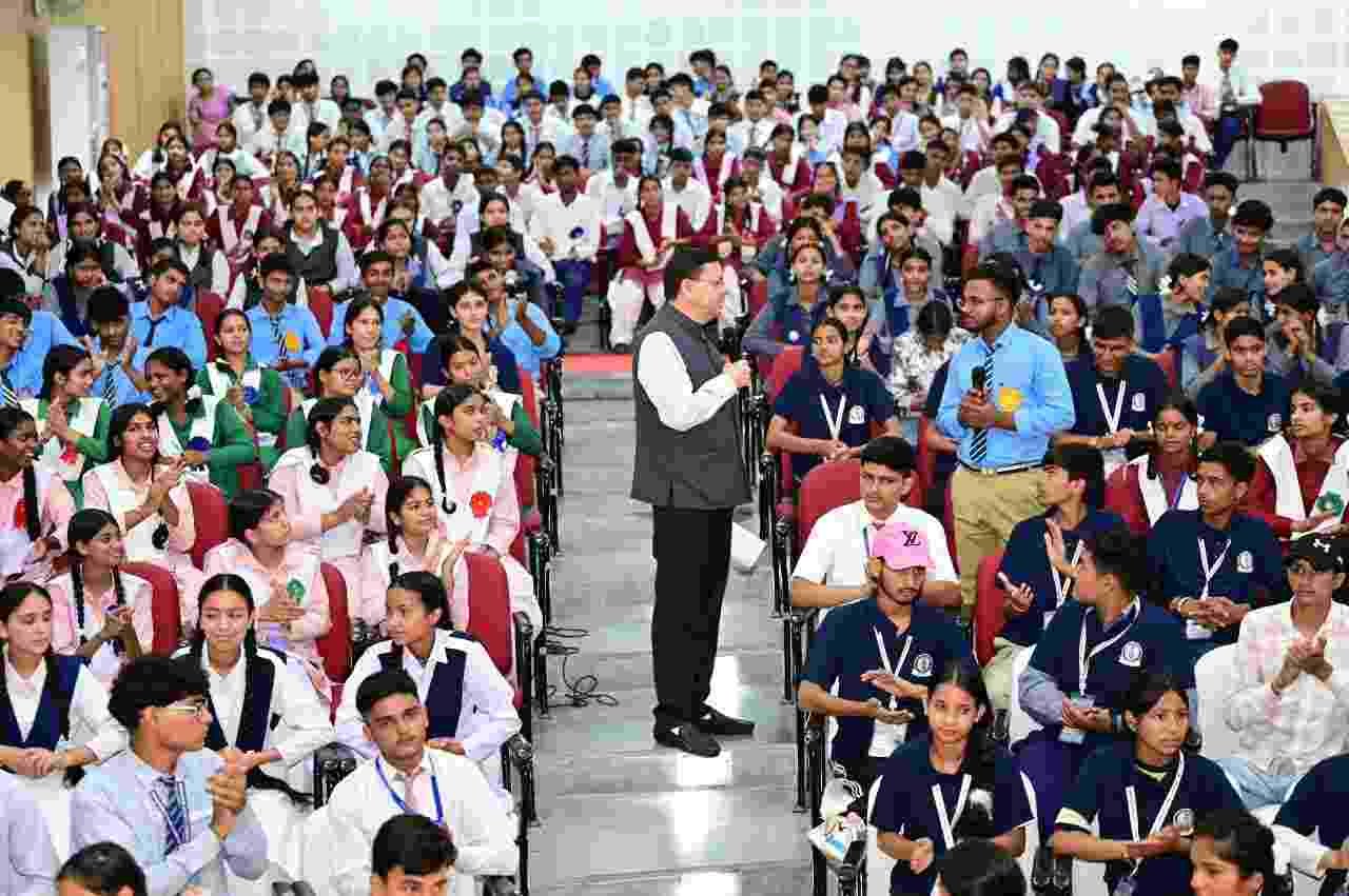 कल 140 विद्यार्थियों से सीधे संवाद करेंगे सीएम धामी, सुनेंगे विकसित उत्तराखंड का विजन
